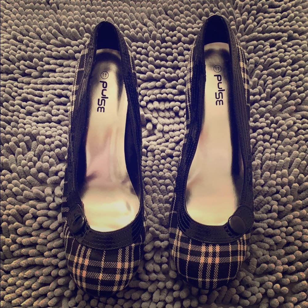Women’s Plaid Heels